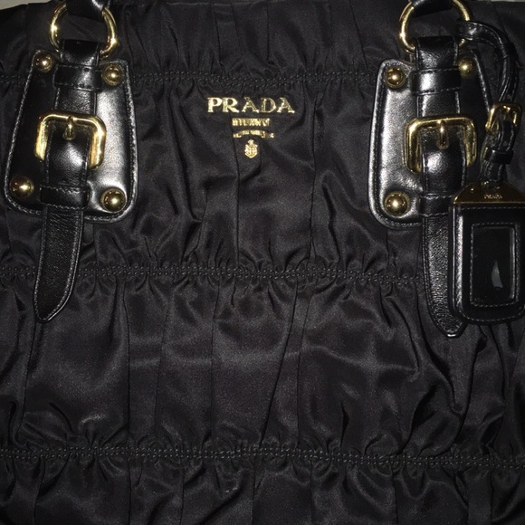 PRADA - Picture 2 of 16